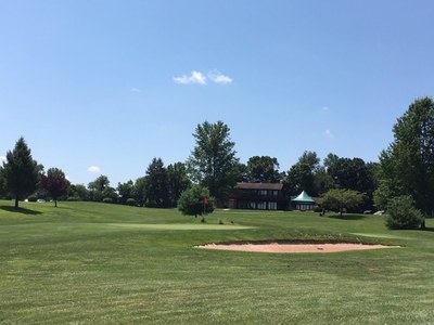 clubhouse from 18 approach.JPG