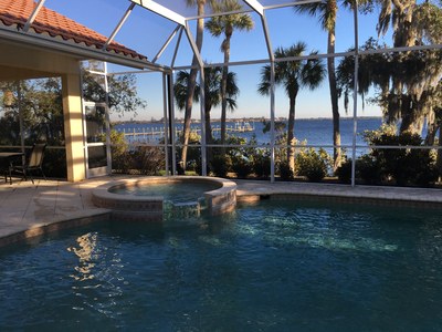 Watefront Residence on Manatee River for Sale in Florida